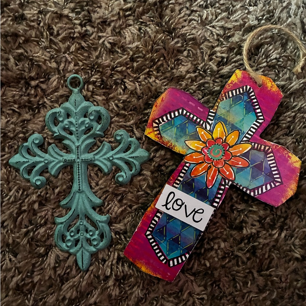 Colorful Decorative Cross Set - Picture 2 of 3